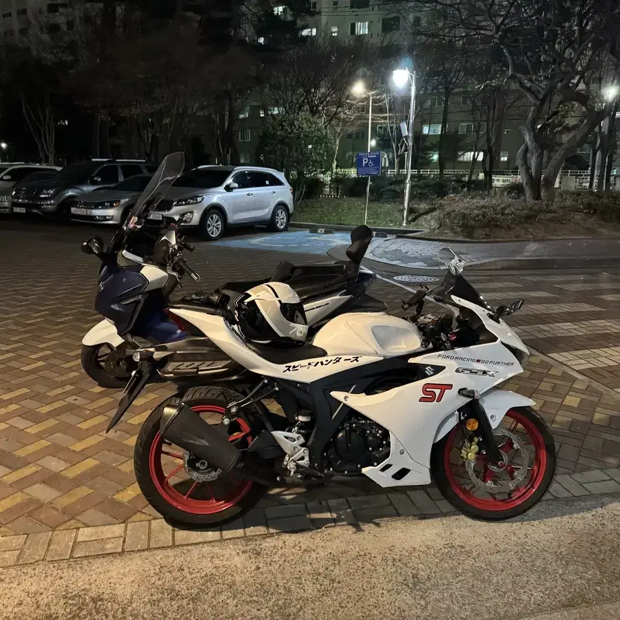 스즈키gsx-r125 23년식 2만키로(업자 아님)