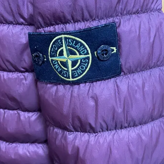 STONE ISLAND MICRO YARN DOWN