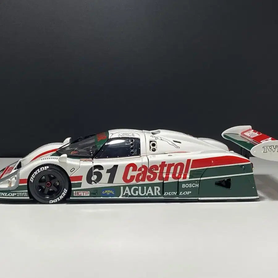 1:18 exoto jaguar xjr-9 #61 엑소토 재규어