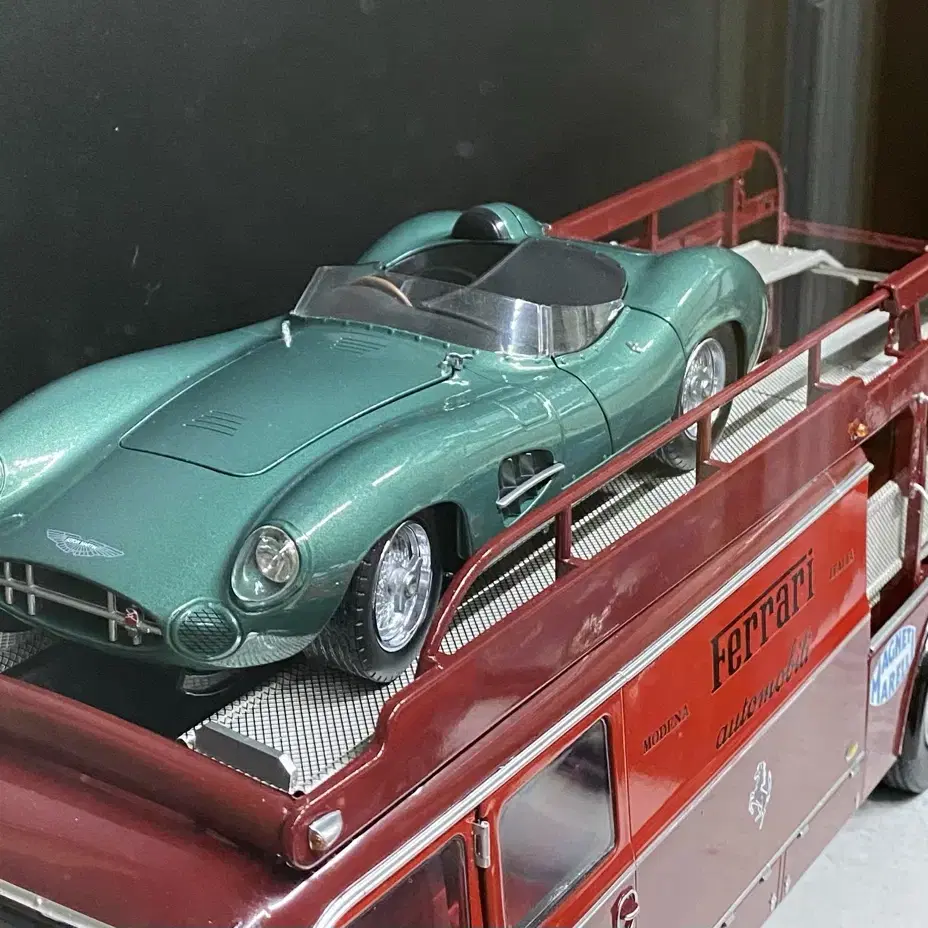 1:18 cmr aston martin dbr1 애스턴마틴