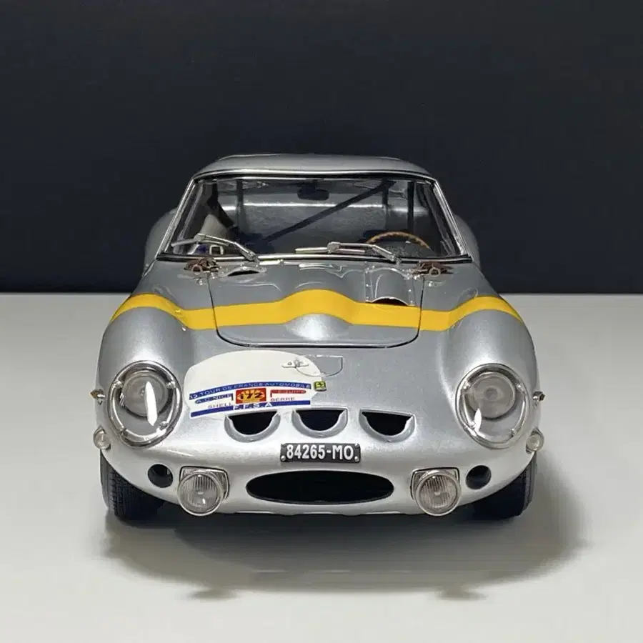 1:18 cmc ferrari 250 gto #172 페라리