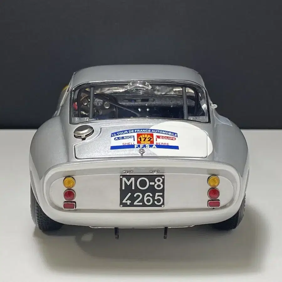 1:18 cmc ferrari 250 gto #172 페라리