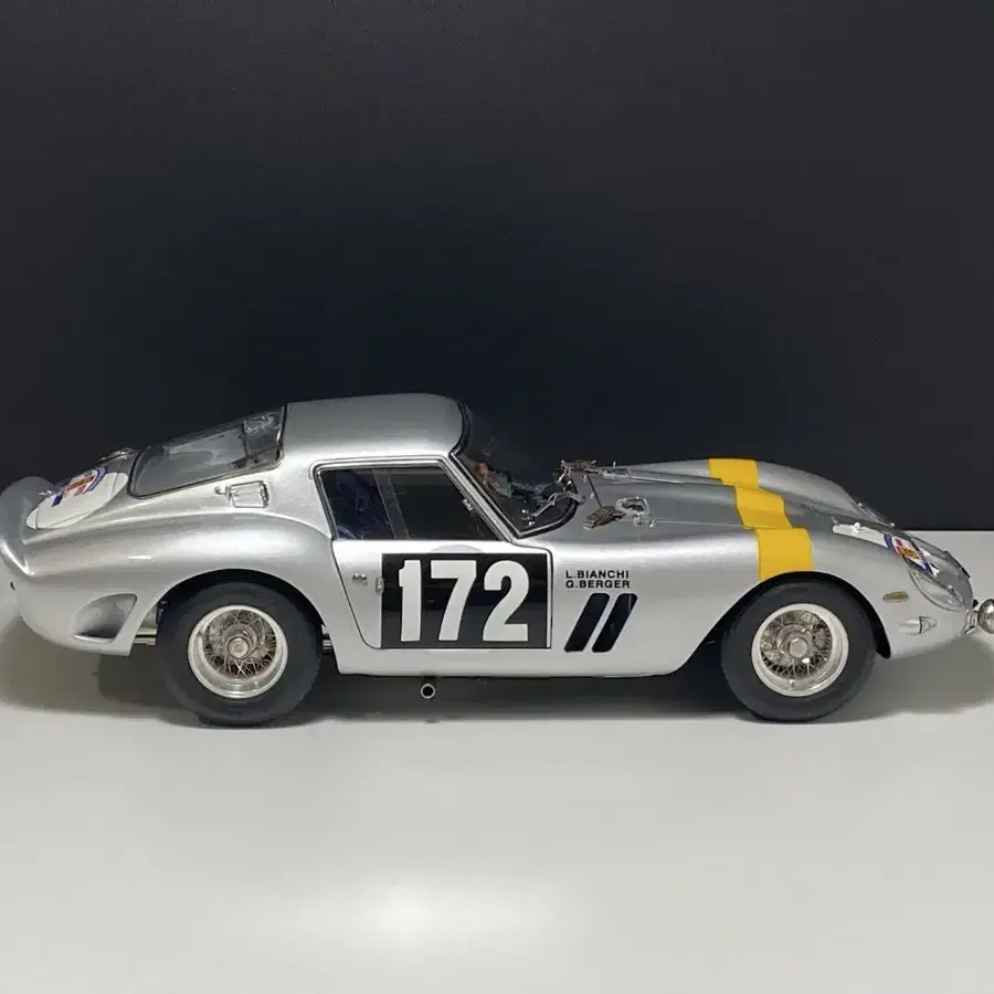 1:18 cmc ferrari 250 gto #172 페라리