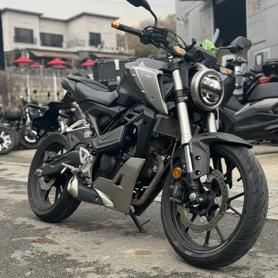 특가!! 혼다 cb125r 20년식 1만키로 입문용바이크전국 최저가 판매