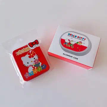 쓰리코인즈 산리오 키티알루미늄 잡화함 딸기 신문지 캔 스티커 세트