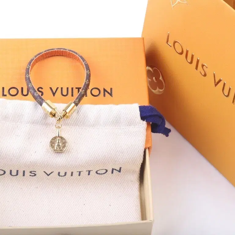 루이비통 Louis Vuitton 팔찌