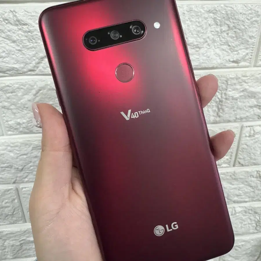 LG V40 레드색상!!