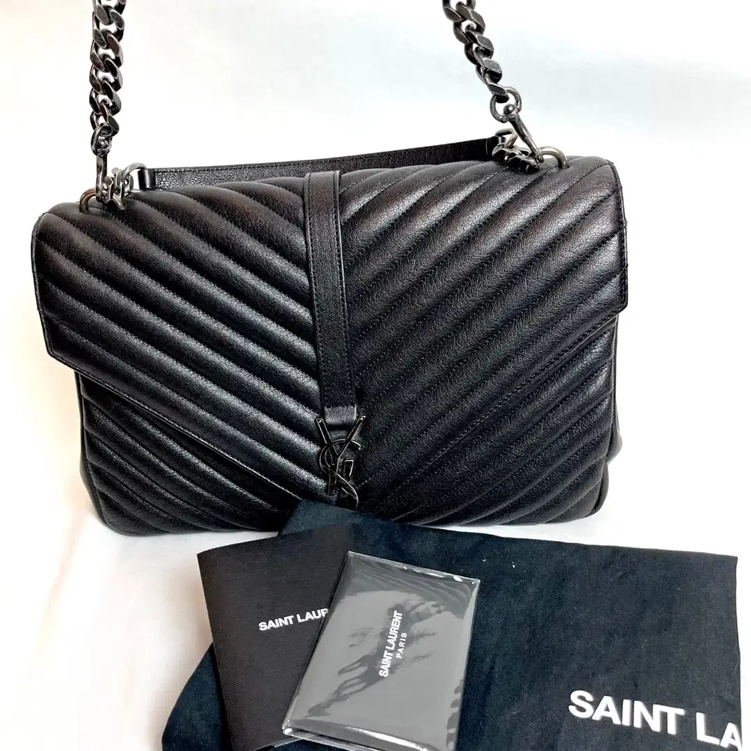 YSL(은장) 블랙 모노그램 컬리지 라지 숄더백