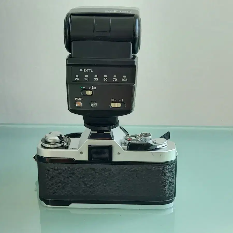 CANON 캐논 AV-1 필름카메라