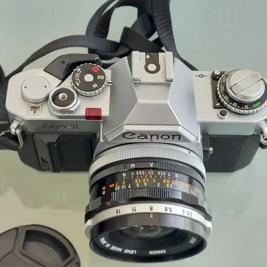 CANON 캐논 AV-1 필름카메라