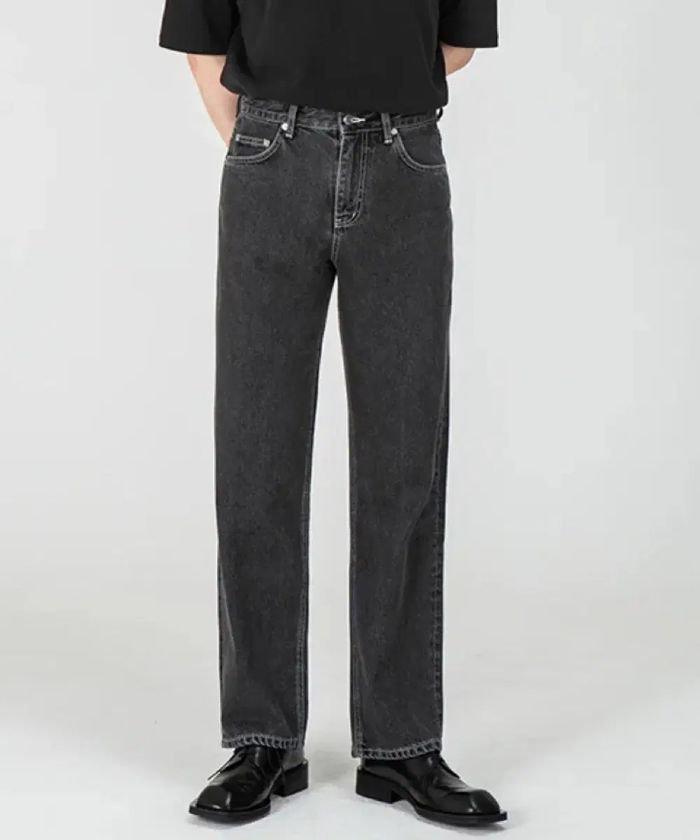 [32] 브랜디드 1967 JET BLACK JEANS