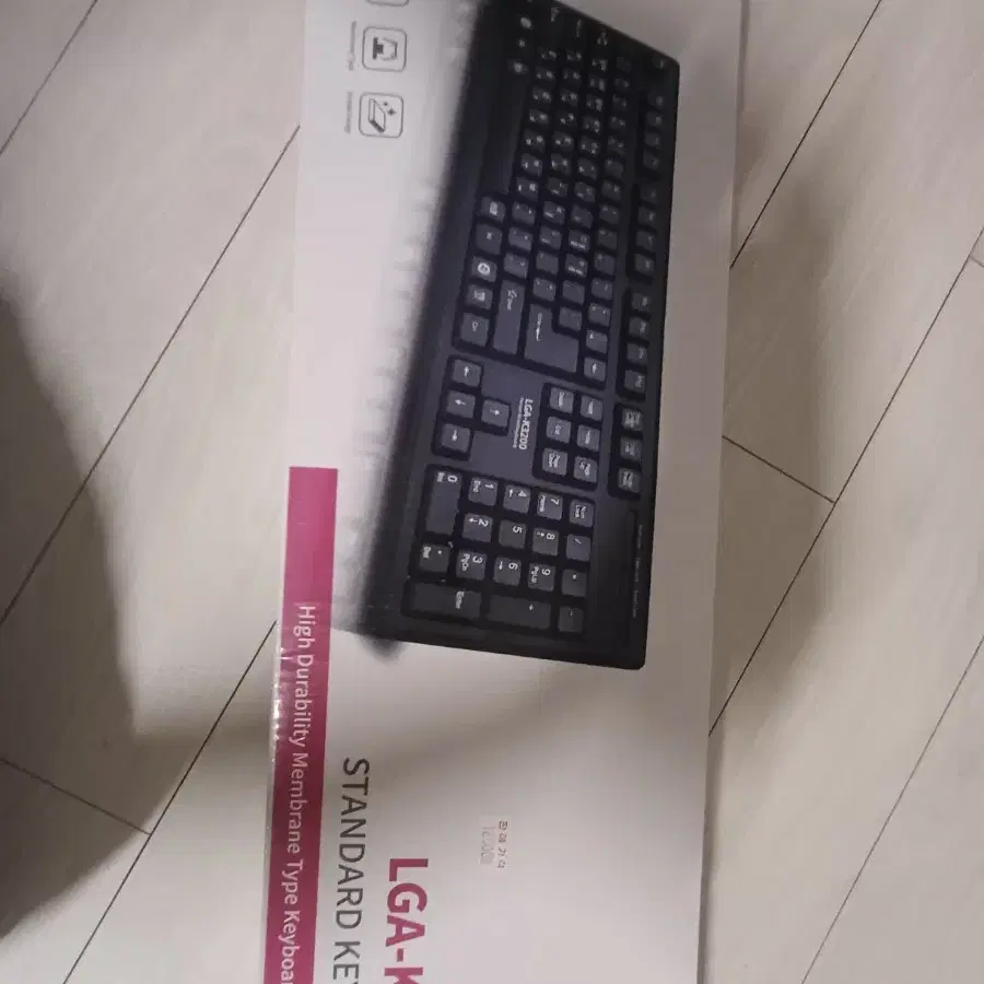 LG 정품 키보드 18000원짜리 10000원 새거