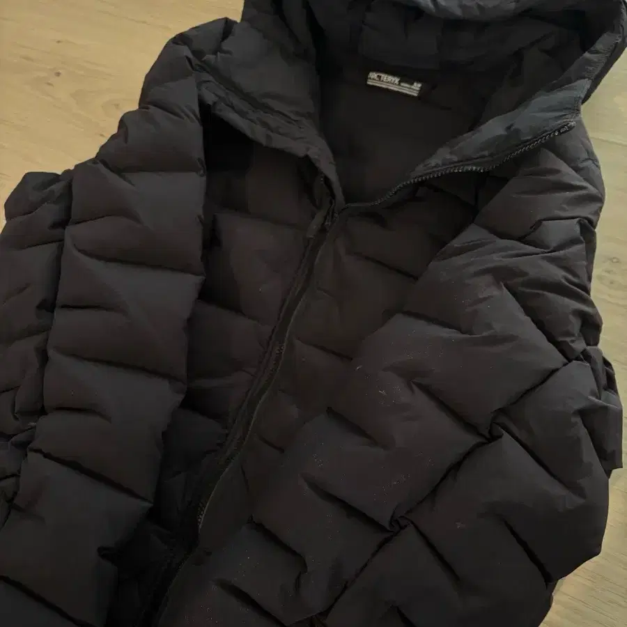 아크테릭스 다운 롱 자켓 kole down coat