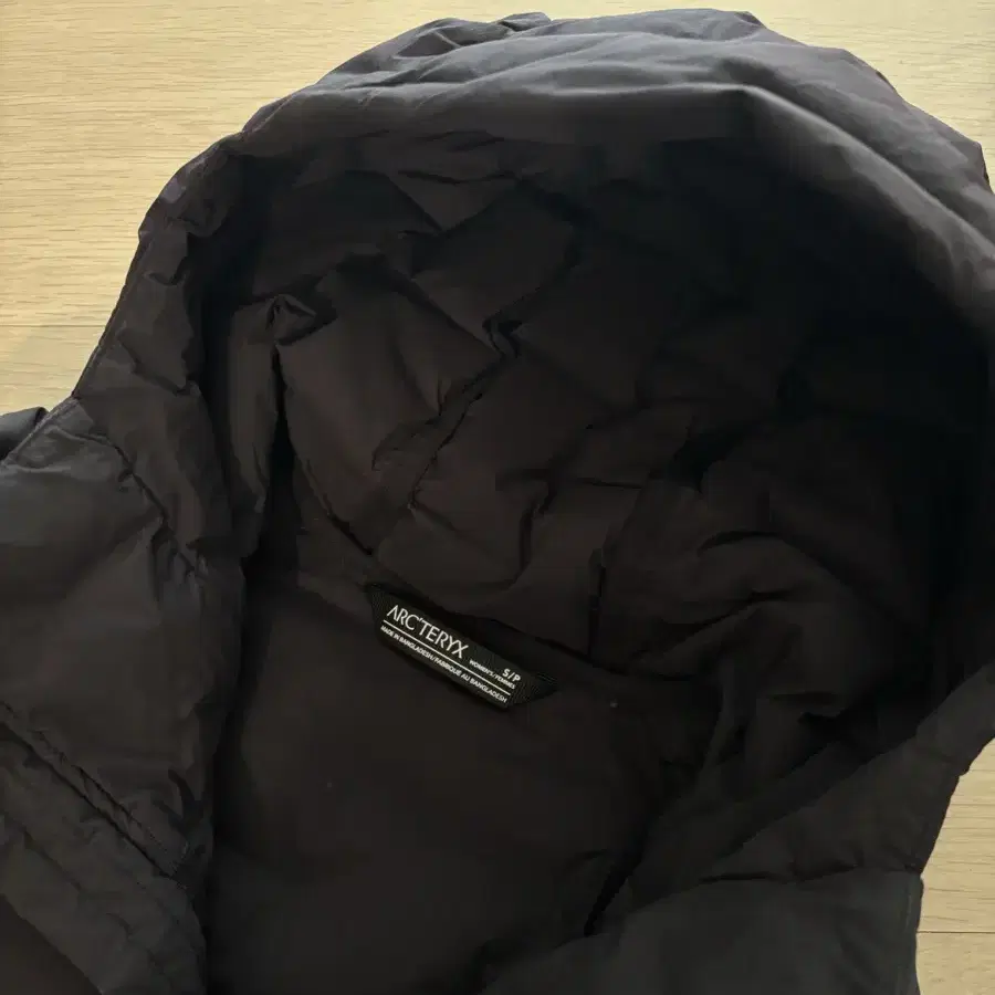 아크테릭스 다운 롱 자켓 kole down coat