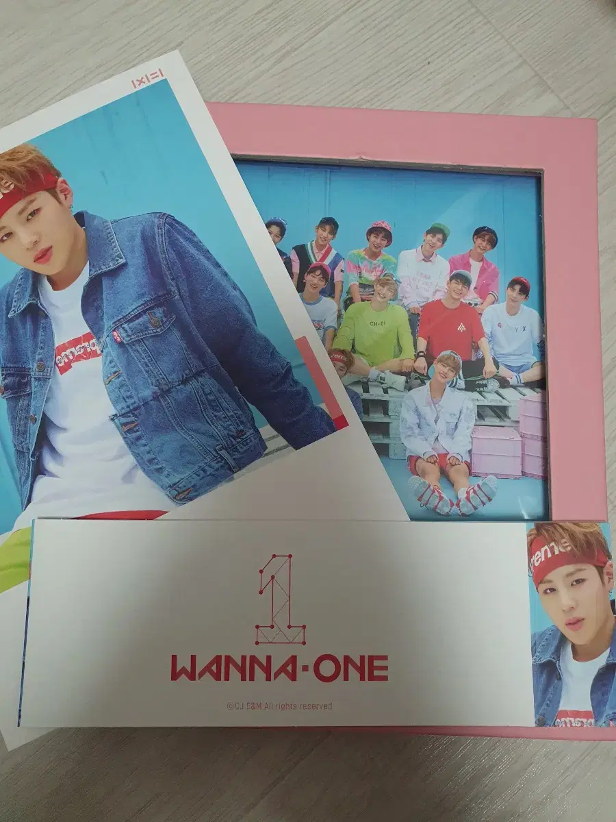 Wanna One WANNAONE Album