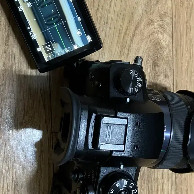 파나소닉 gh5, 카메라 기종 변경을 위해 내놓습니다