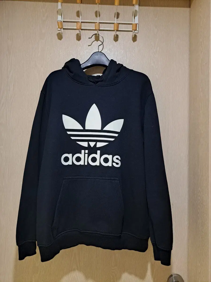 adidas. 후드티 사이즈110