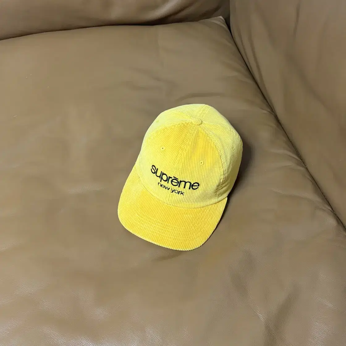 Supreme 슈프림 6패널 볼캡 모자 (Corduroy Yellow)