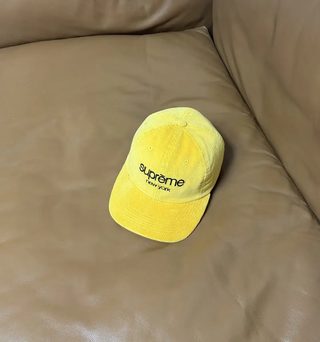 Supreme 슈프림 6패널 볼캡 모자 (Corduroy Yellow)