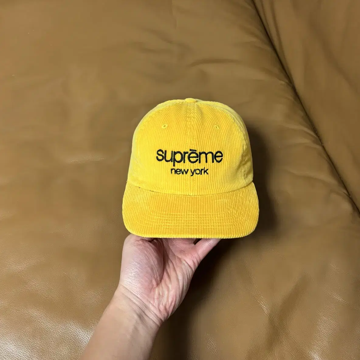 Supreme 슈프림 6패널 볼캡 모자 (Corduroy Yellow)