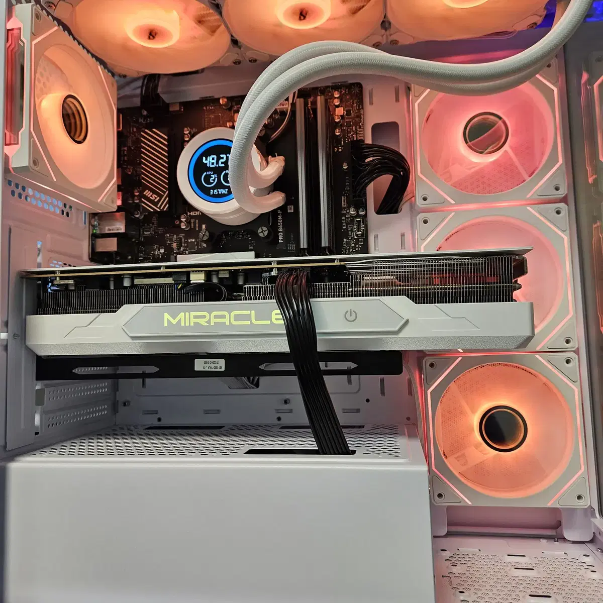 9800x3d, rtx4080 super 화이트 본체 (새상품)