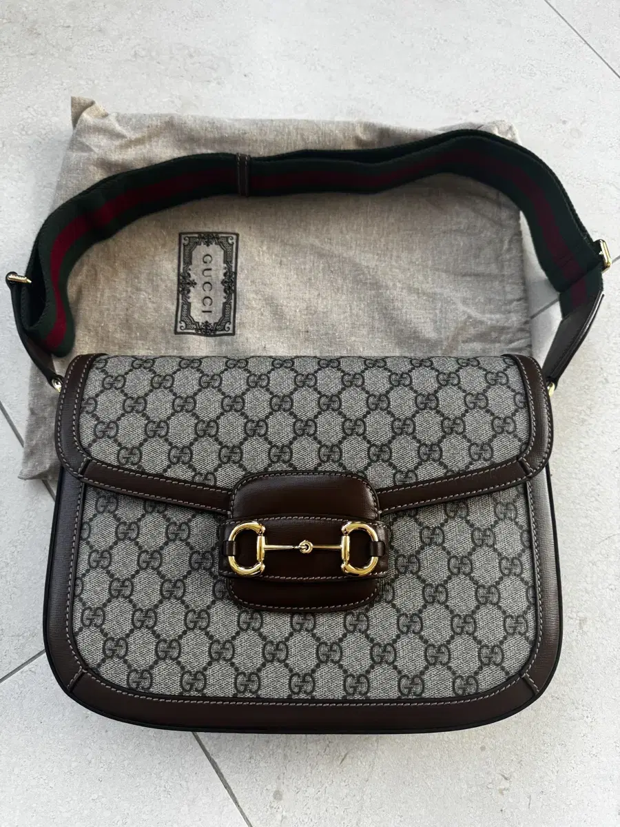 Gucci Horsebit 1955 Shoulder Bag Beige