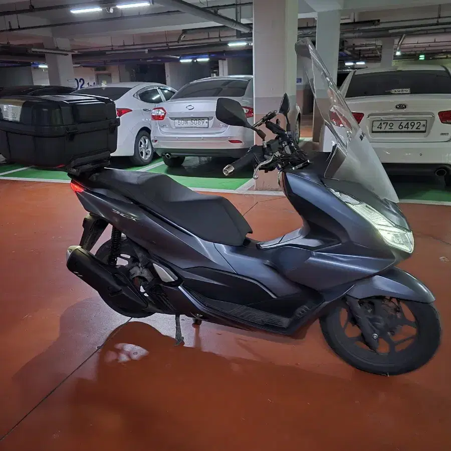 서울 pcx abs 125 21년식 판매합니다 배달세팅