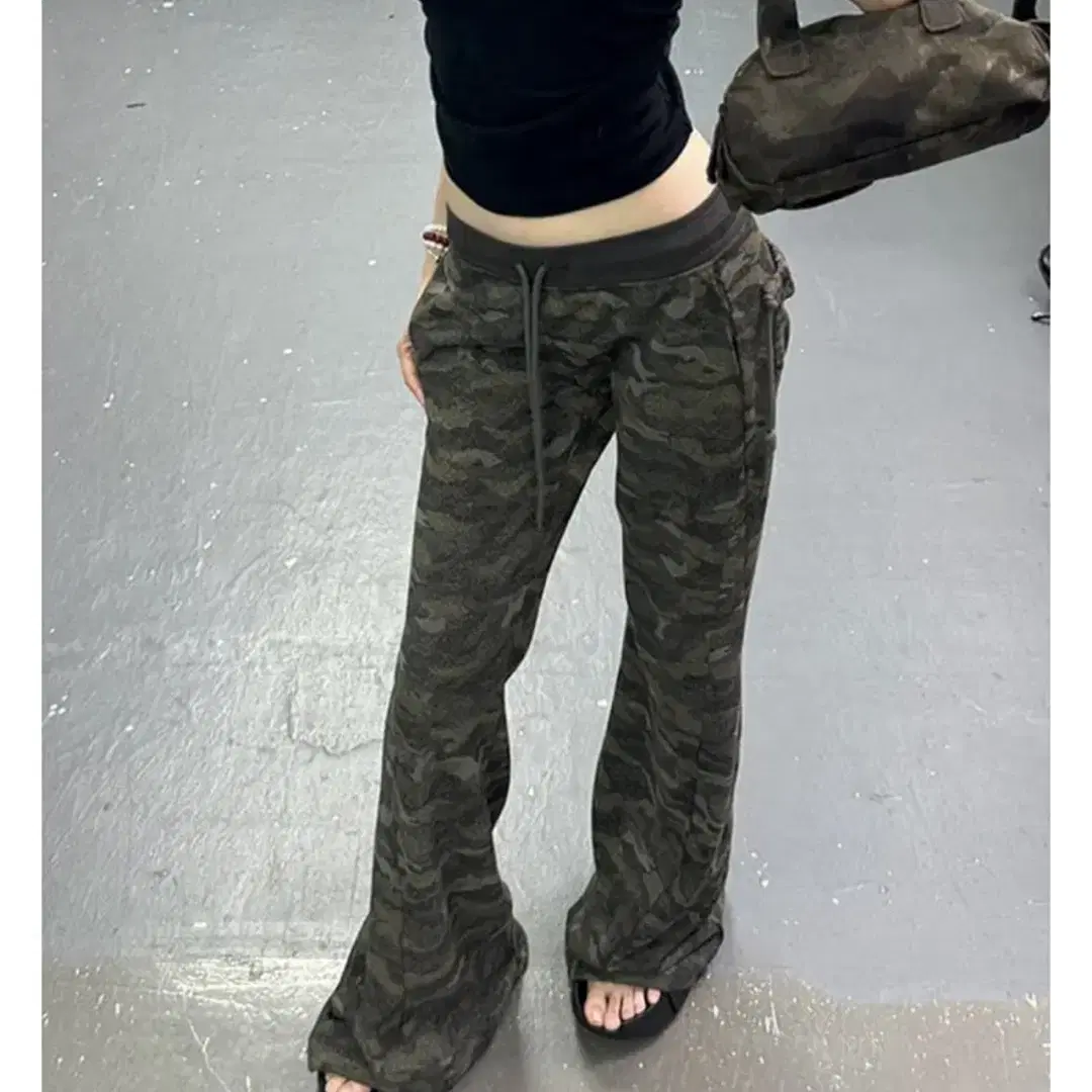 Camo military bootscut banding pants