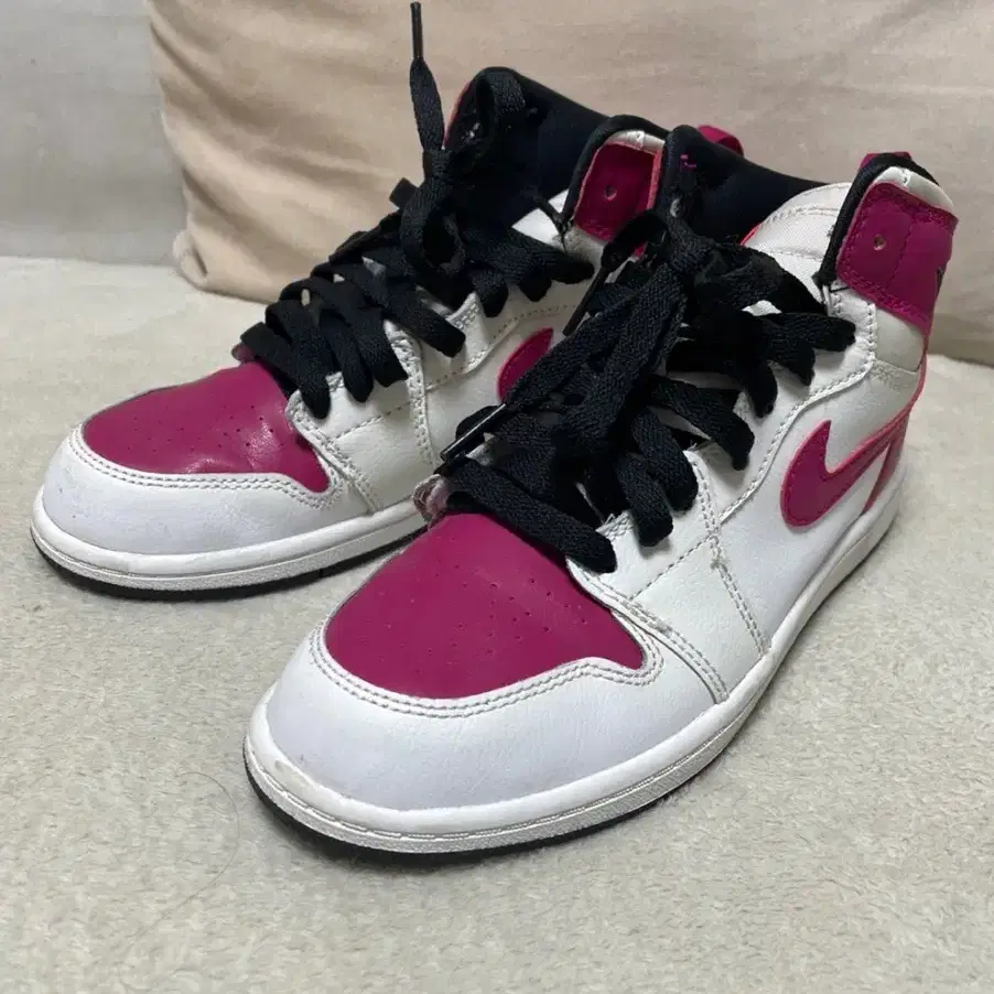 Jordan 1 Retro High GG White/pink 220cm