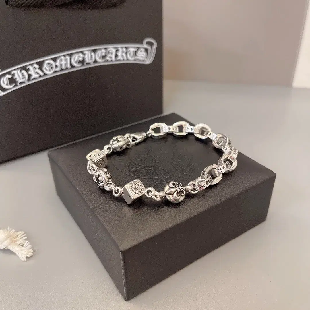 Chrome Hearts  정품  팔찌 체인