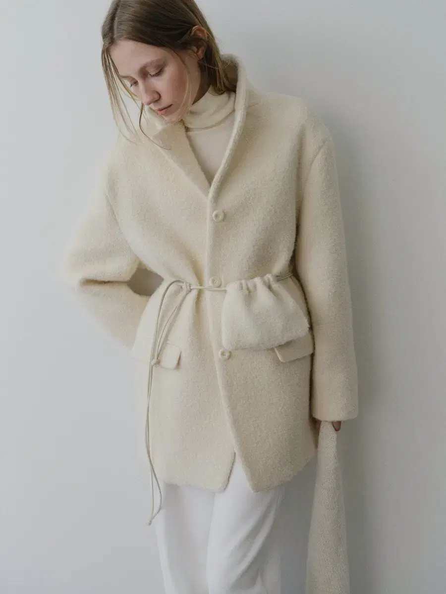 Letter Teddy boucle coat (Ivory)