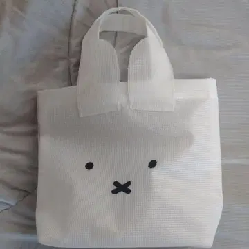 [시착만 한 상품]캔디 스트리퍼 미피 비닐 토트 화이트