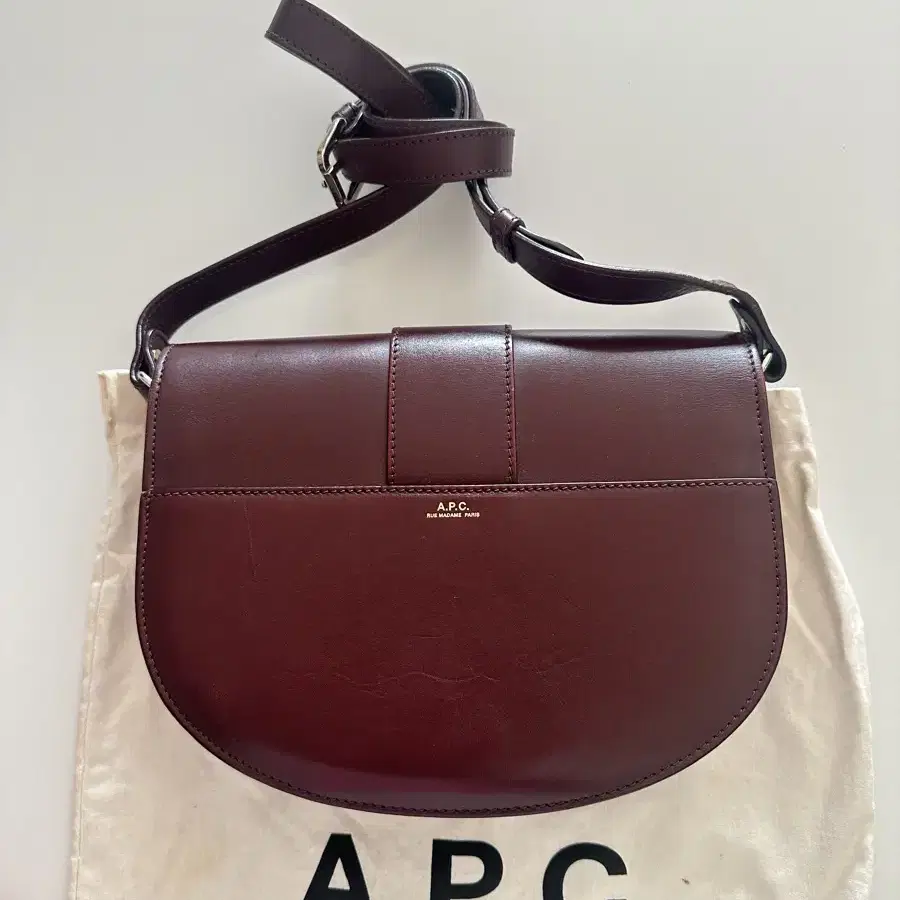 A.P.C. 아페쎄 숄더백