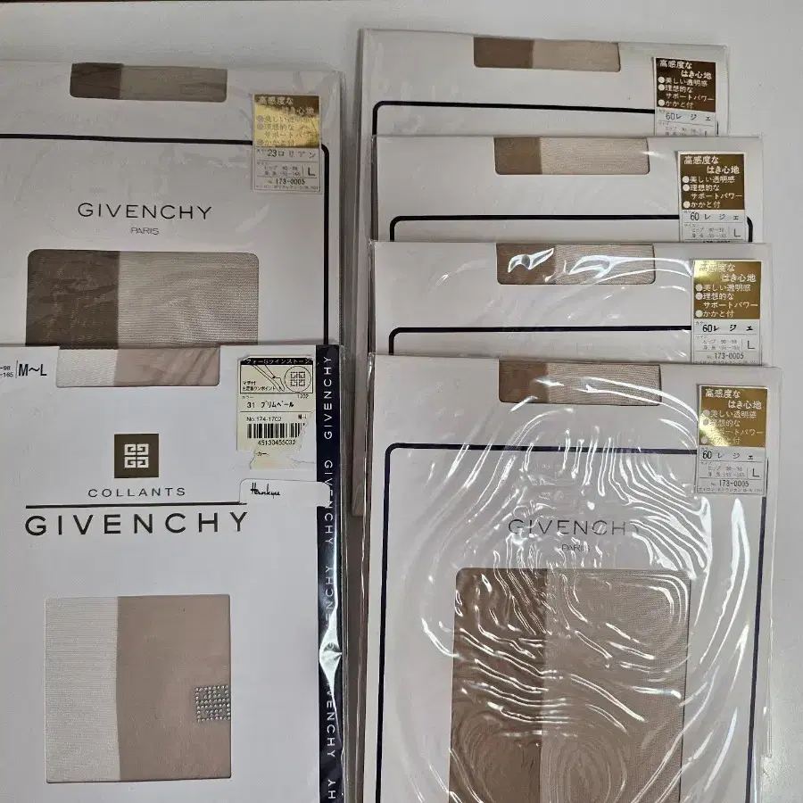 GIVENCHY 팬티스타킹 L사이즈