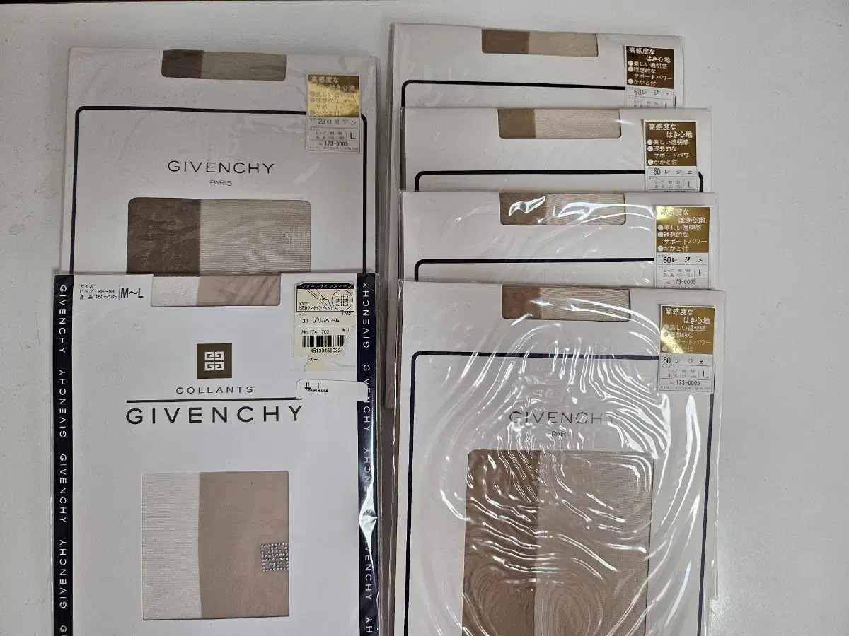 GIVENCHY 팬티스타킹 L사이즈