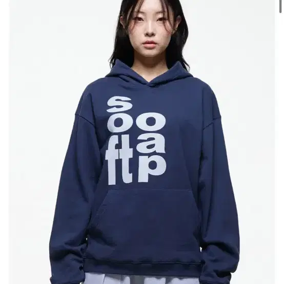 더콜디스트모먼트 TCM soft soap hoodie (navy) M