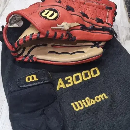 wilson a3000 글러브 판매합니다