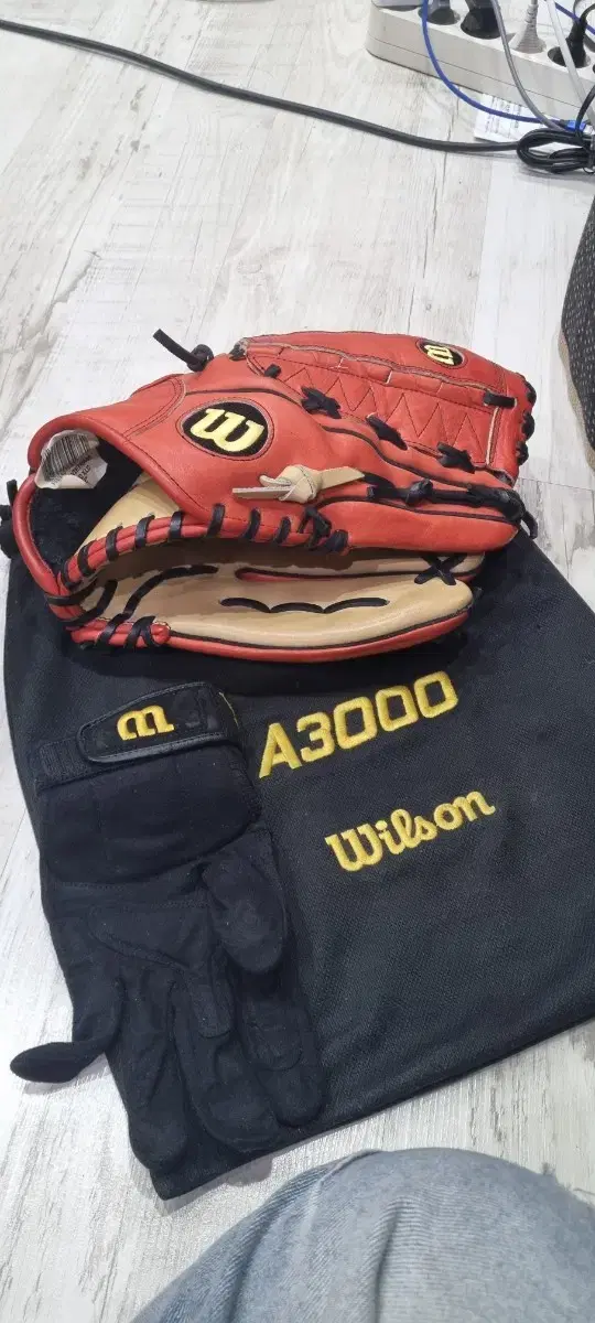 wilson a3000 글러브 판매합니다