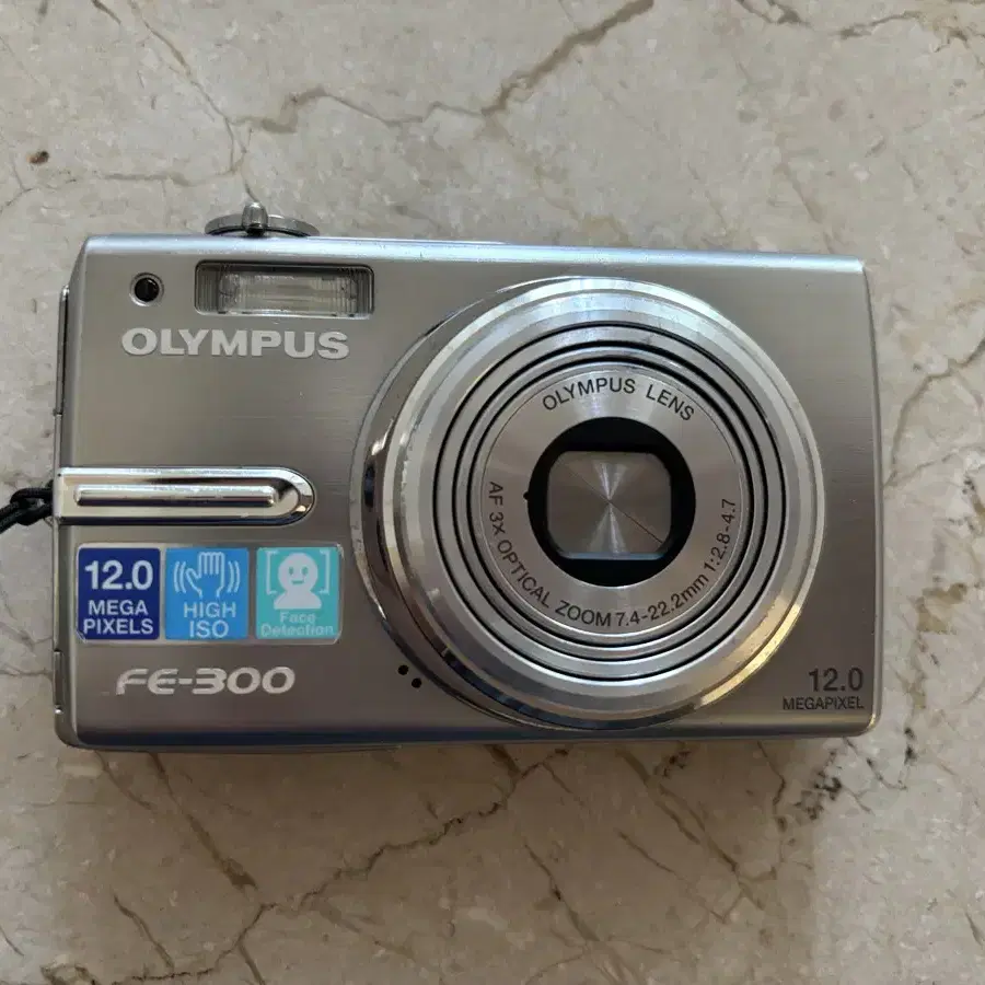 OLYMPUS FE-300 디지털 카메라 - 12MP