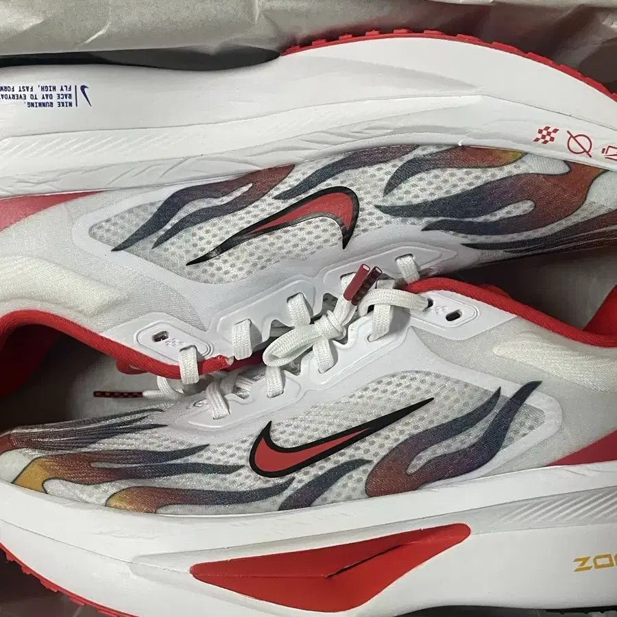 Nike Zoom Fly 6 PRM White Habanero Red