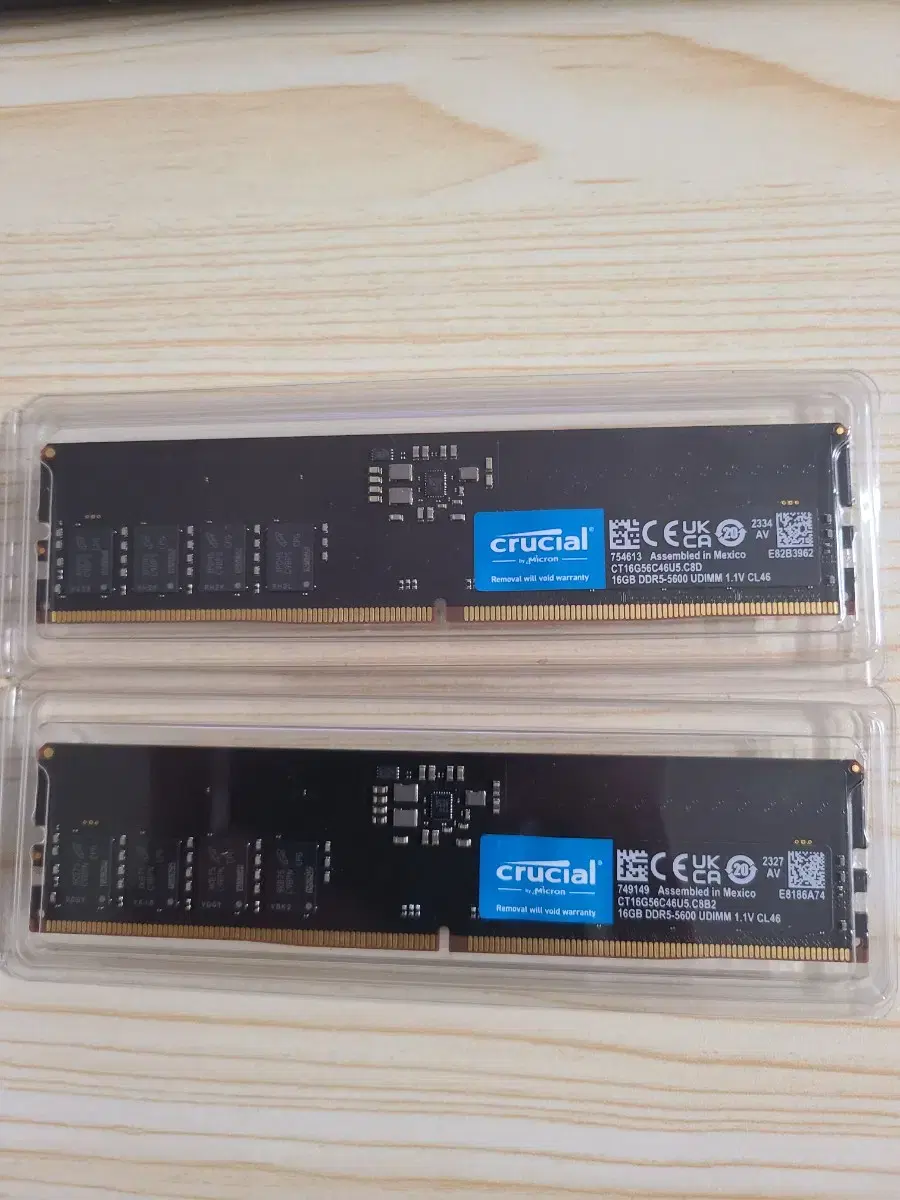 crucial ddr5-5600 cl46 16gbx2 램 팝니다