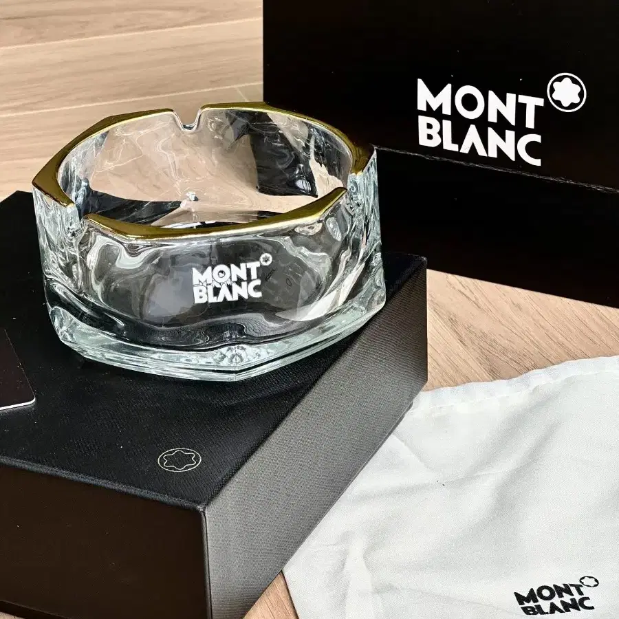 Montblanc 몽블랑 재떨이.