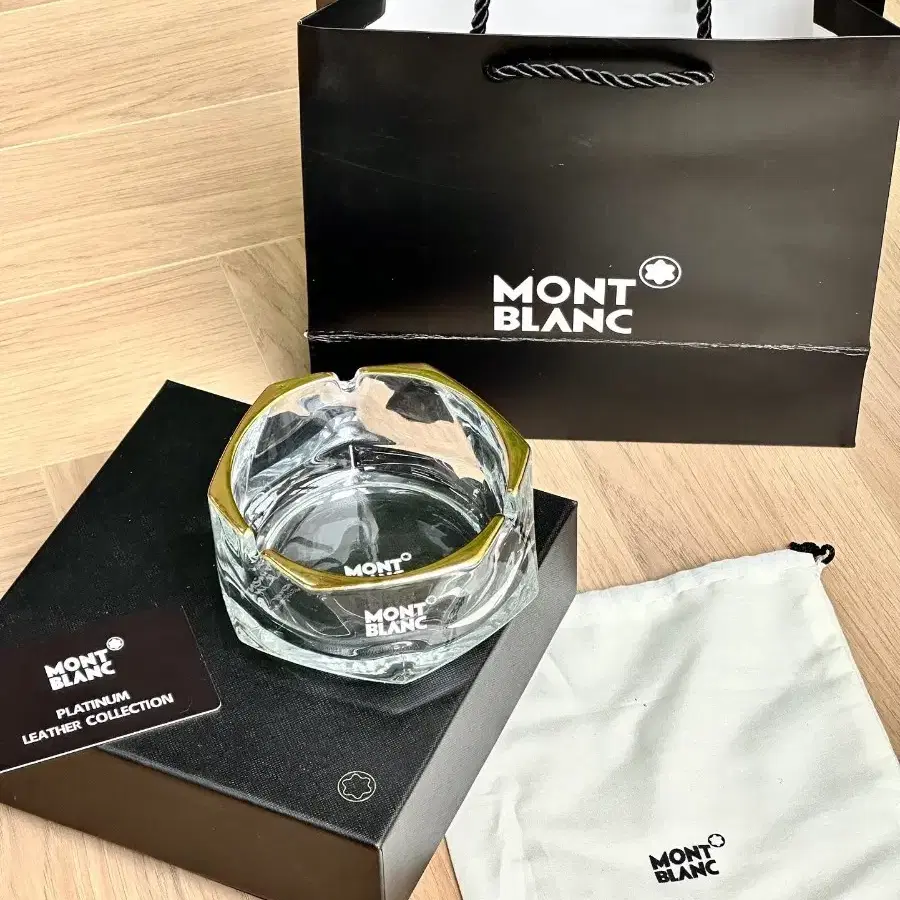 Montblanc 몽블랑 재떨이.