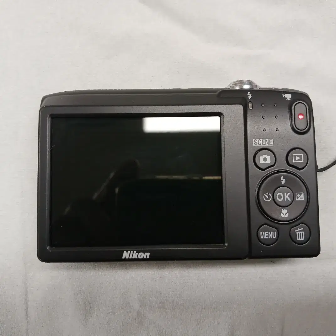 니콘 COOLPIX A100