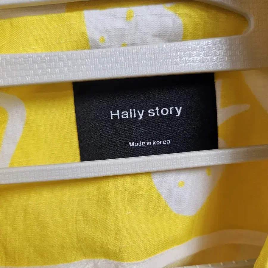 Hally story 자켓