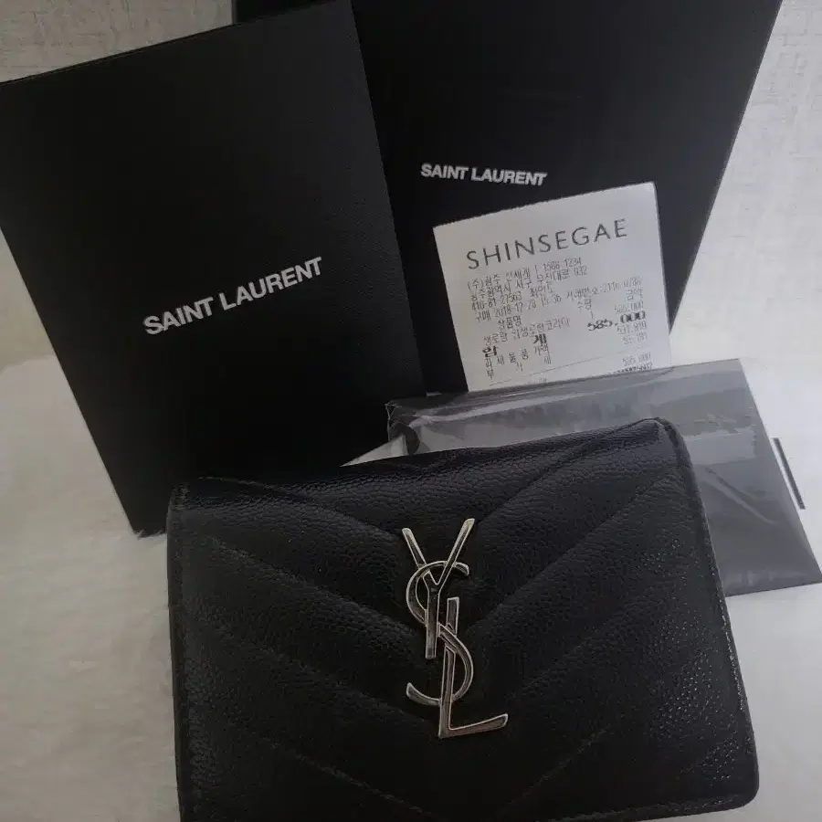 YSL 입생로랑 은장 반지갑 정품