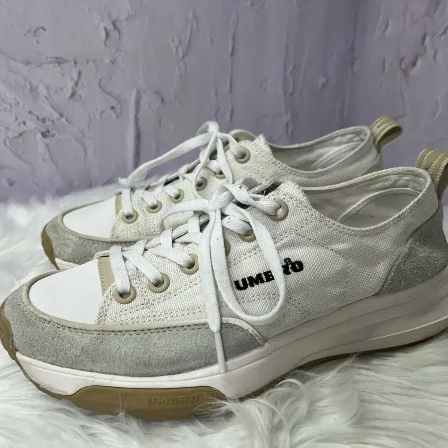 엄브로(umbro) 토비 운동화260mm