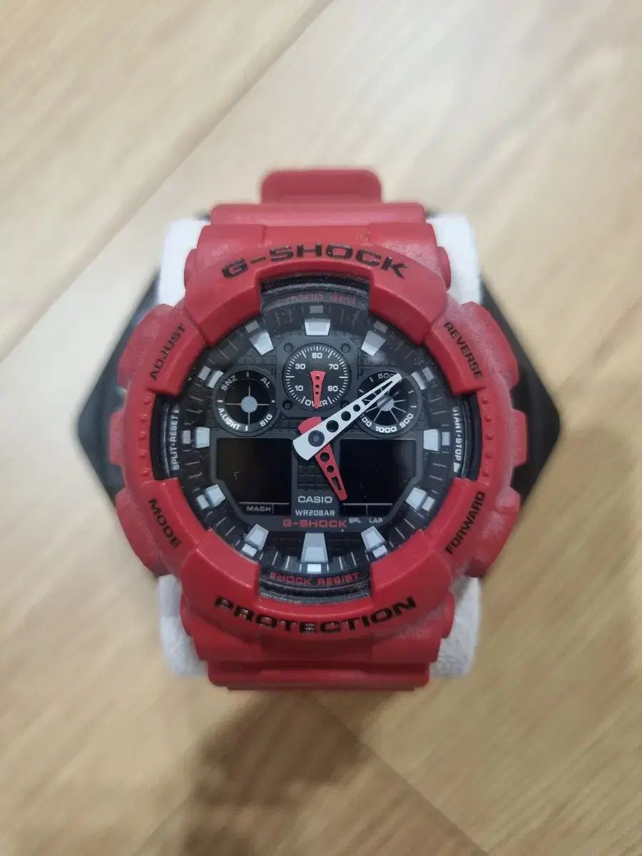 G-SHOCK 빅페이스 버닝 레드 판매 상태 좋음