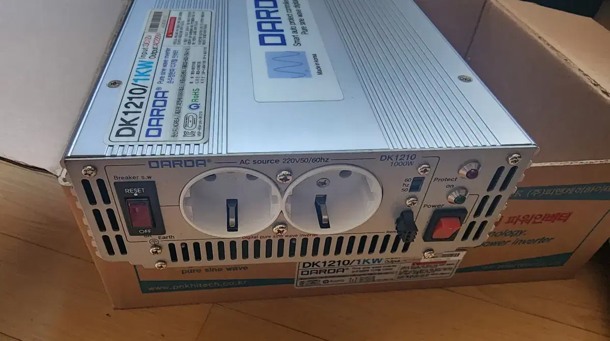 다르다 순수정현파 인버터 1000w(1kw) DK1210 차박 220v