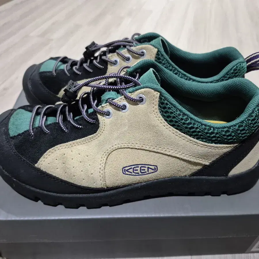 킨 KEEN 재스퍼락 260